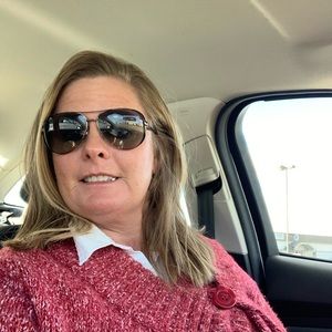 Meet your Posher, Donna